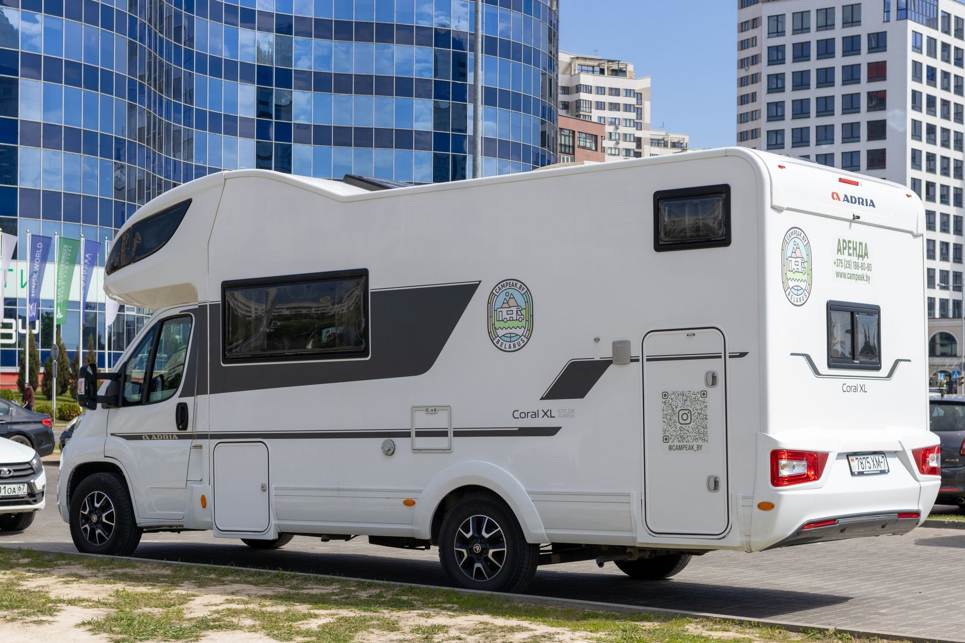 Home 25 RV Detailing Ocala: Expert Care That Protects Your Rig